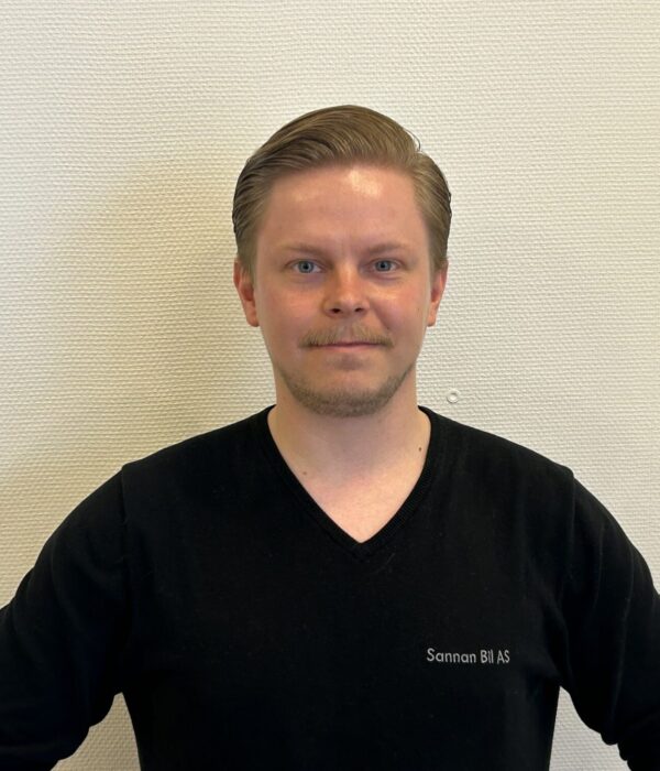 Bilselger Andreas Engberg hos Sannan Bil