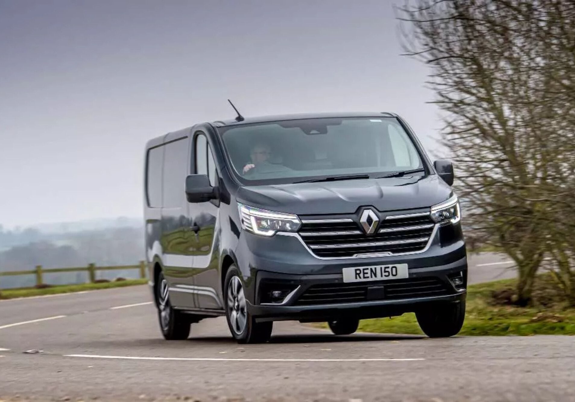 Renault Trafic varebil – robust og romslig hos Sannan Bil